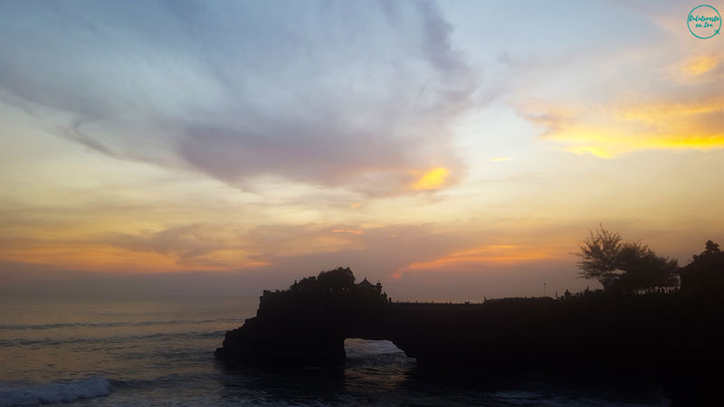 tanah-lot-sunset